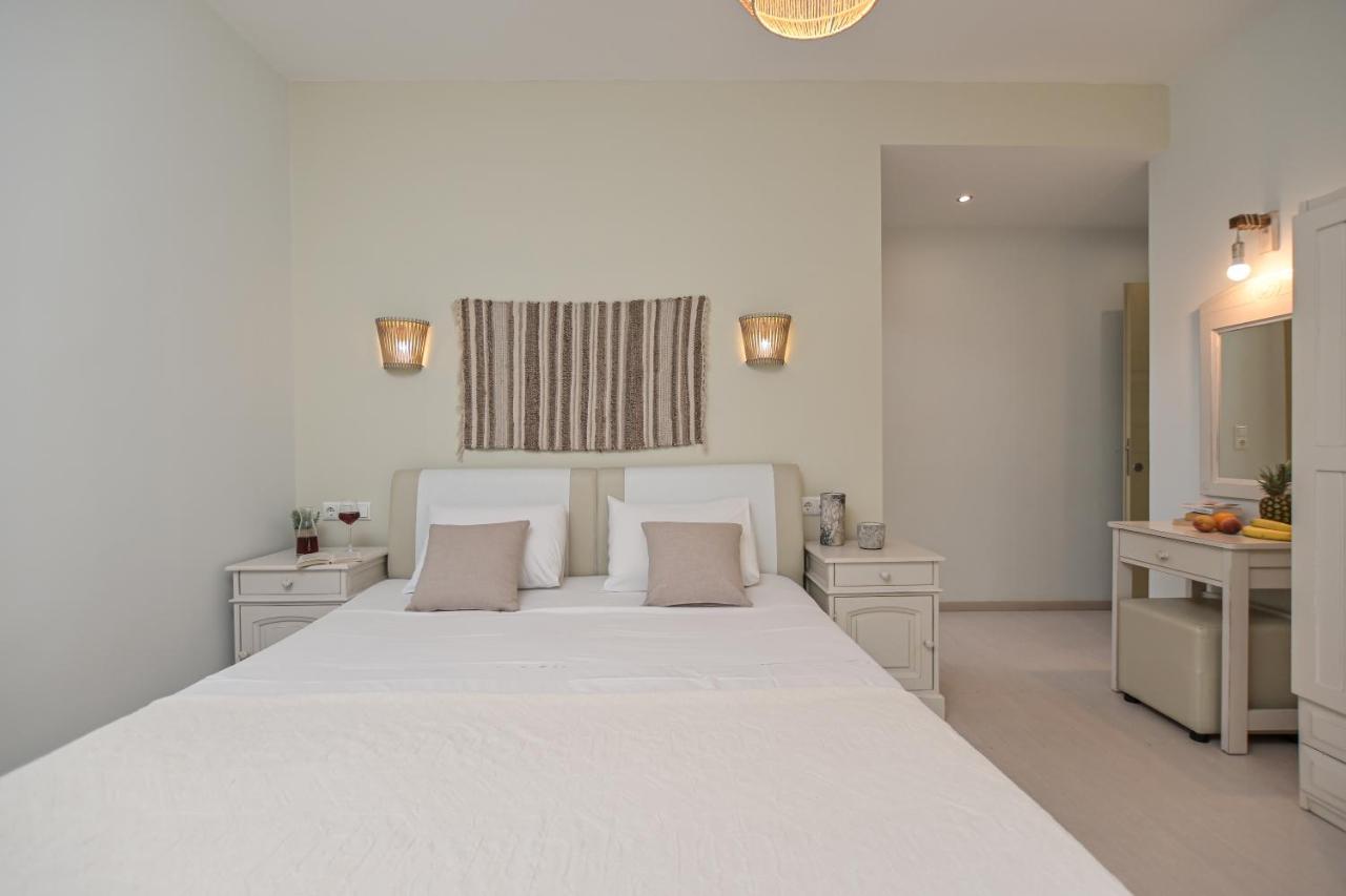 Blue Sky Aparthotel Naxos City Exterior photo